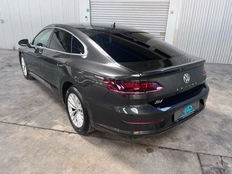 Volkswagen Arteon 2.0 TDi SCR DSG Image 2