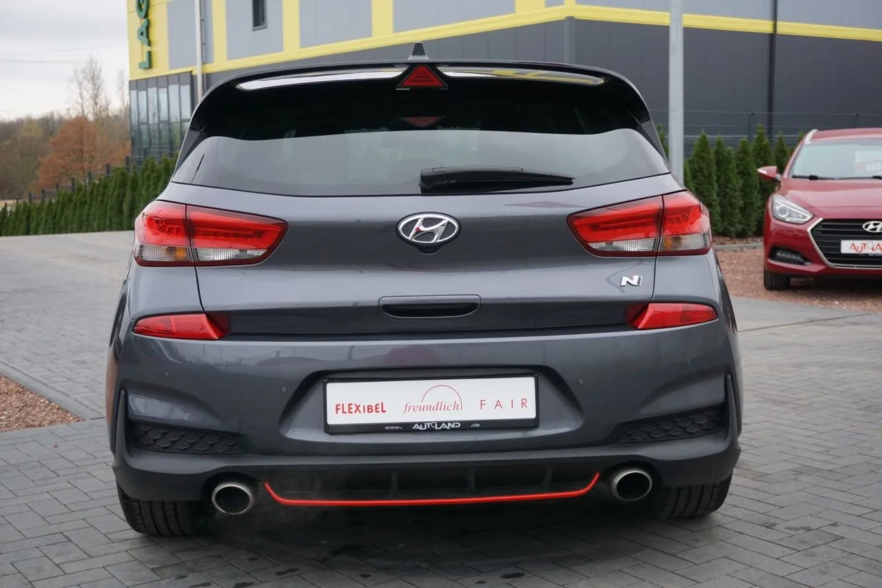 Hyundai i30 2.0 T-GDI N Performance...  Image 3