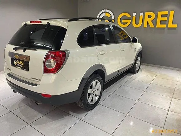 Chevrolet Captiva 2.0 D LT High Image 2